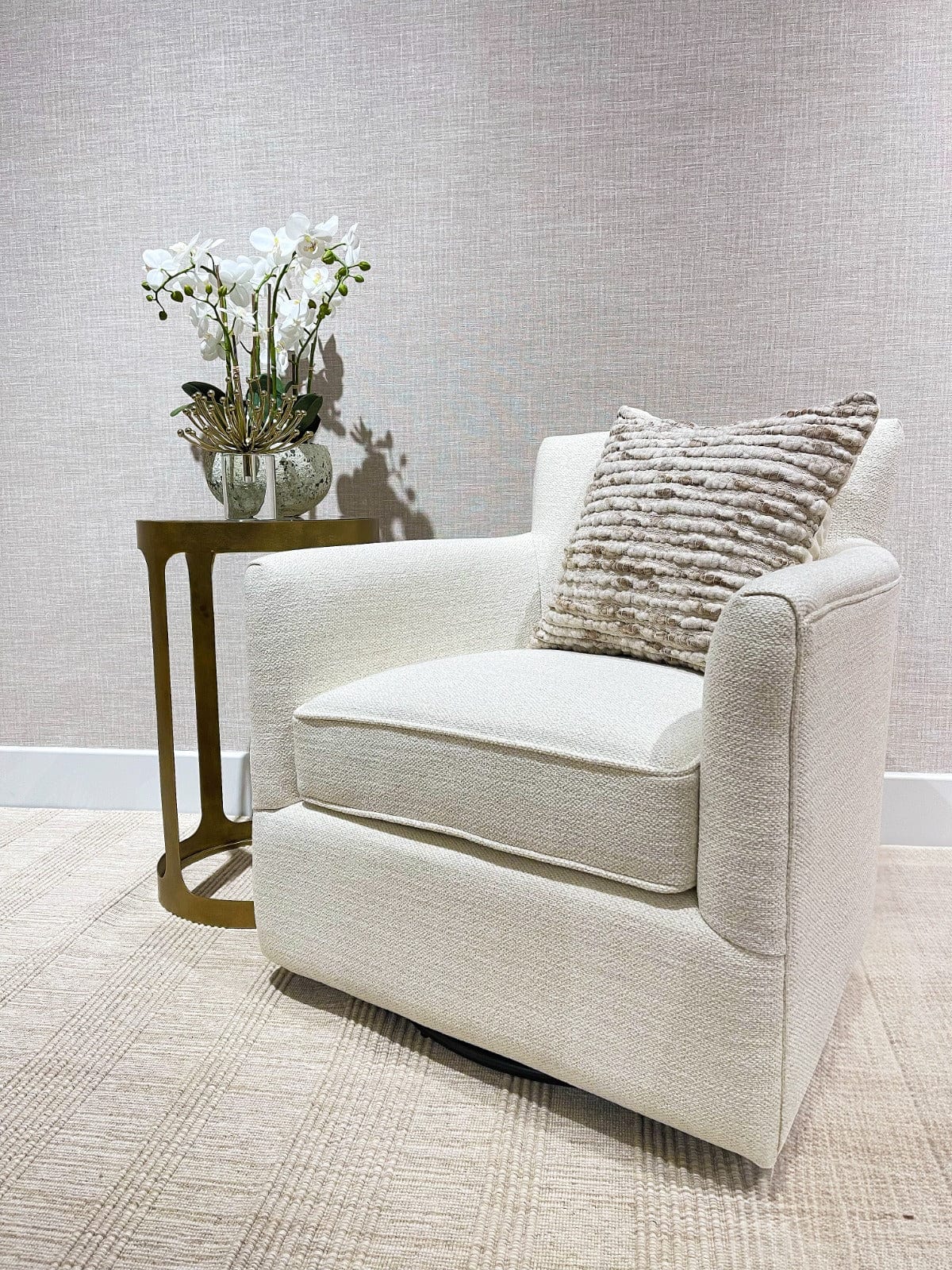 Paxford Swivel Chair in Off-White - Image 3