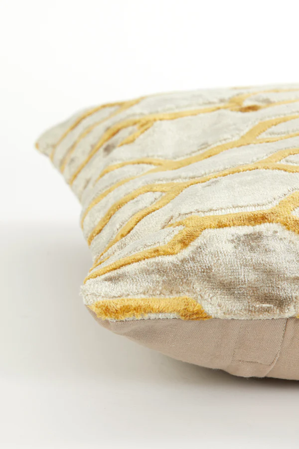 Cushion 45x45 cm JEMBANA velvet sand+ocher yellow - Image 3