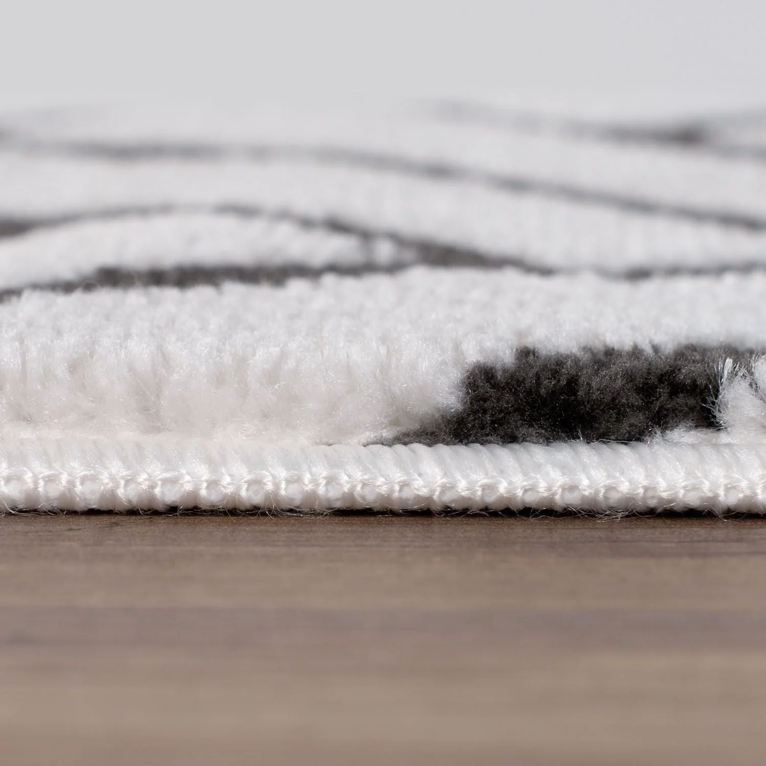 Loft Chevron Dark Grey Rug - Image 5