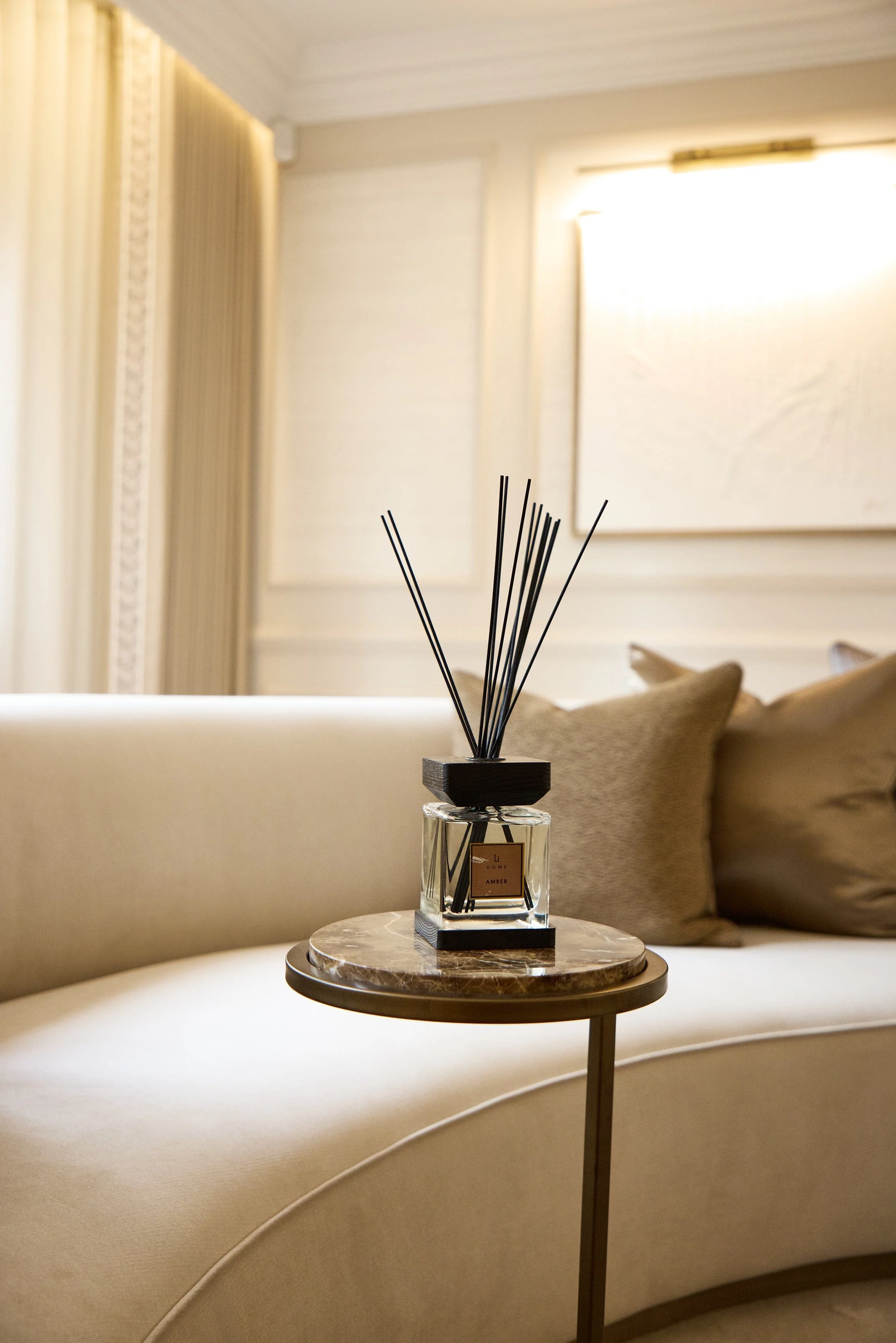 Luxury Square Diffuser - Amber - Image 3