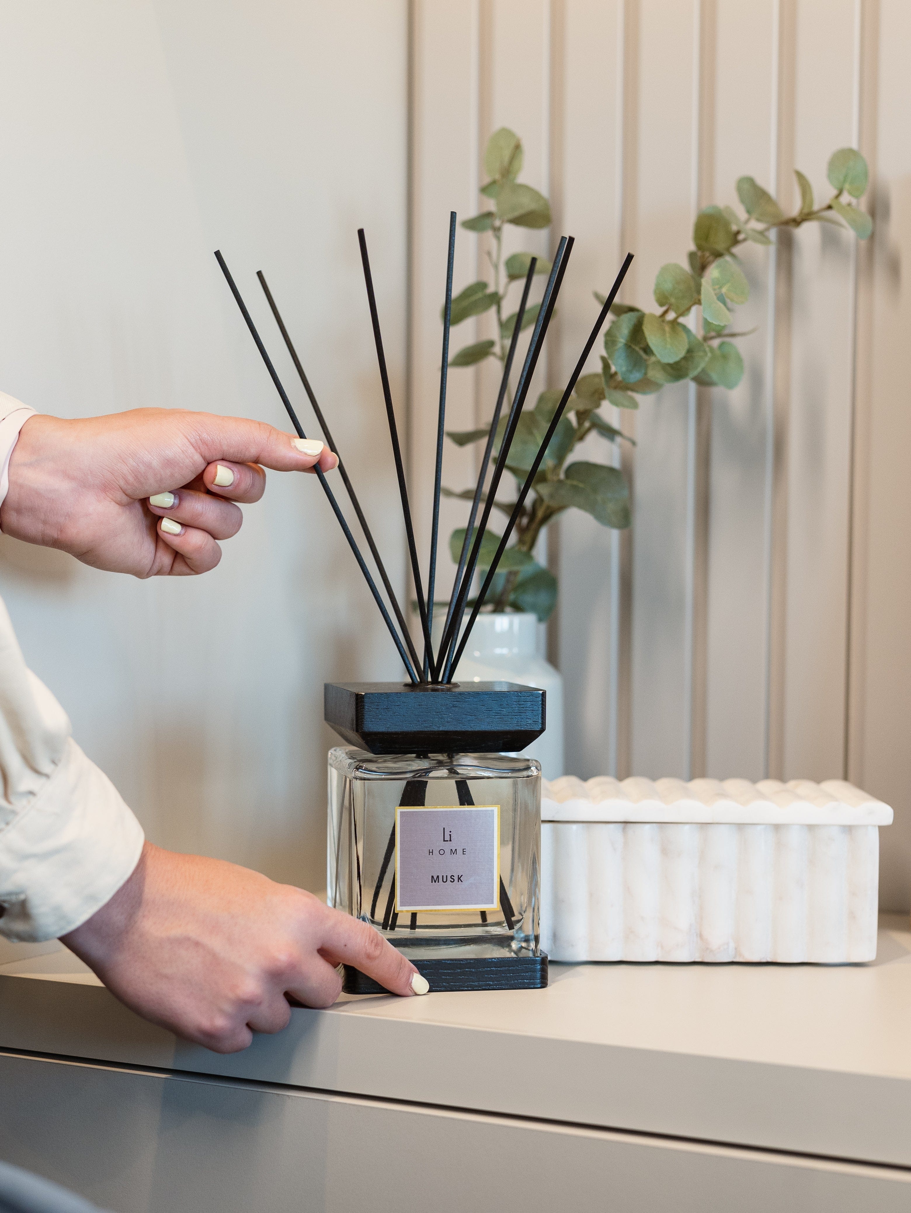 Luxury Square Diffuser - Musk - Image 3
