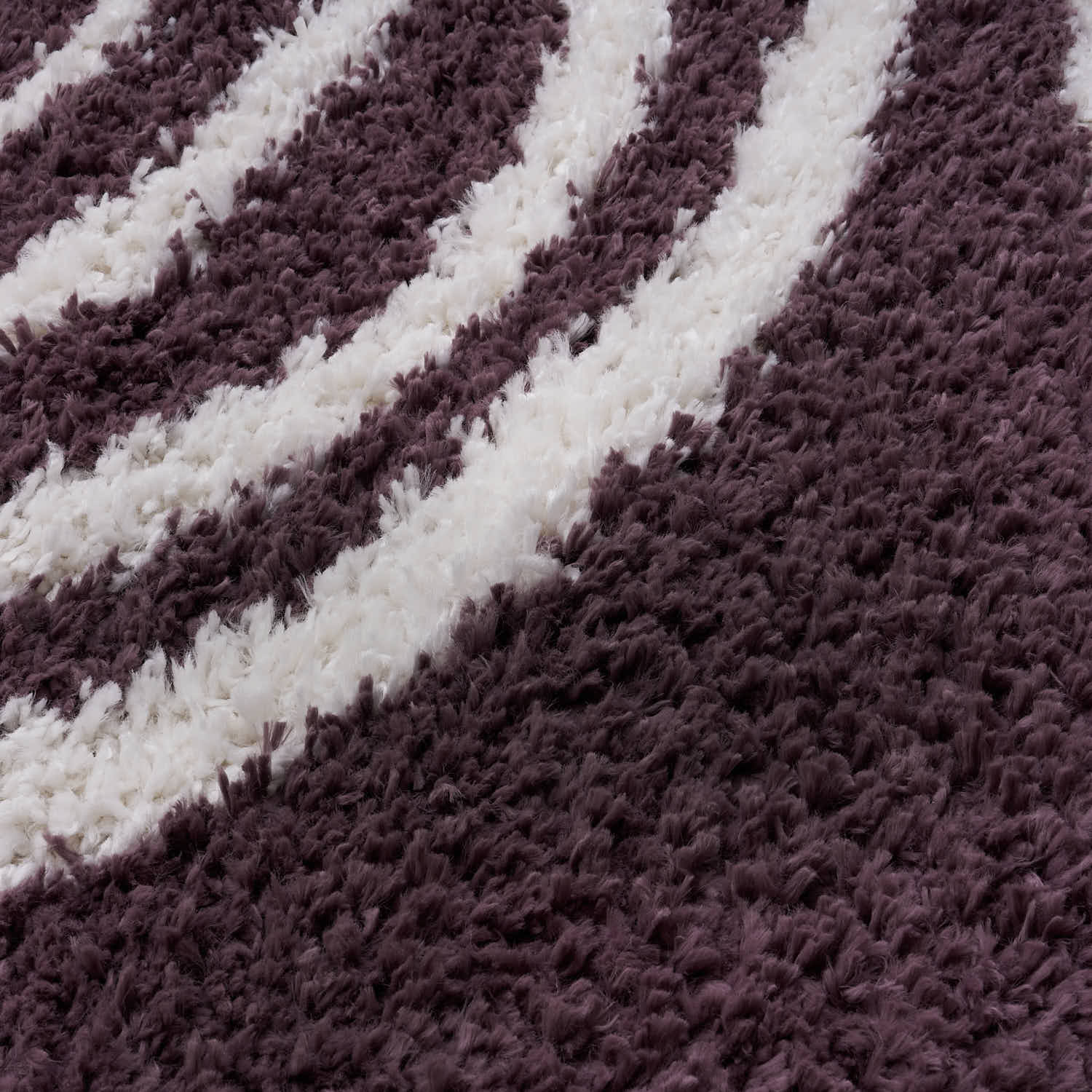 Moodi Shaggy Purple Velvetine Rug - Image 3