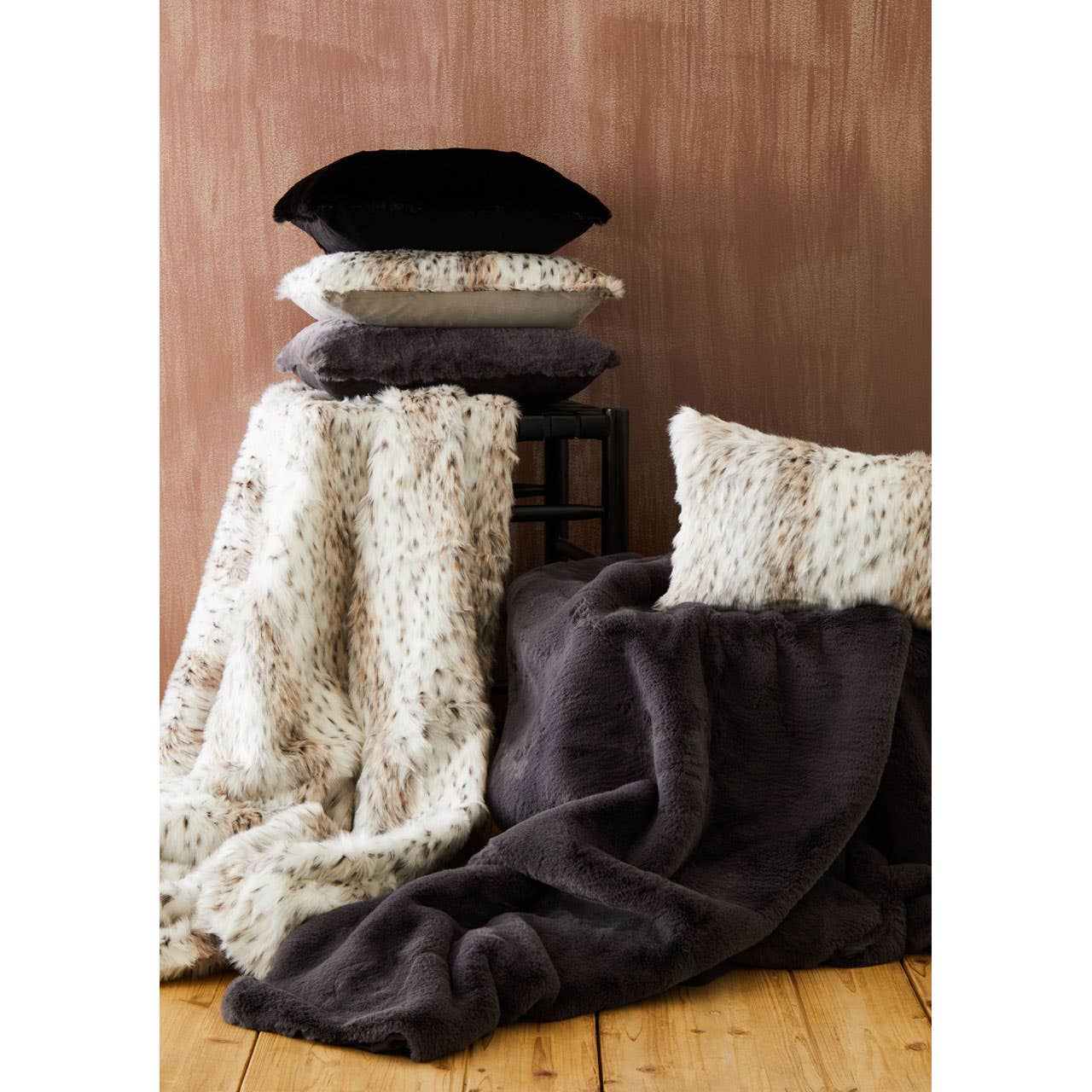 Bosie Lamina Animal Print Throw - Image 5
