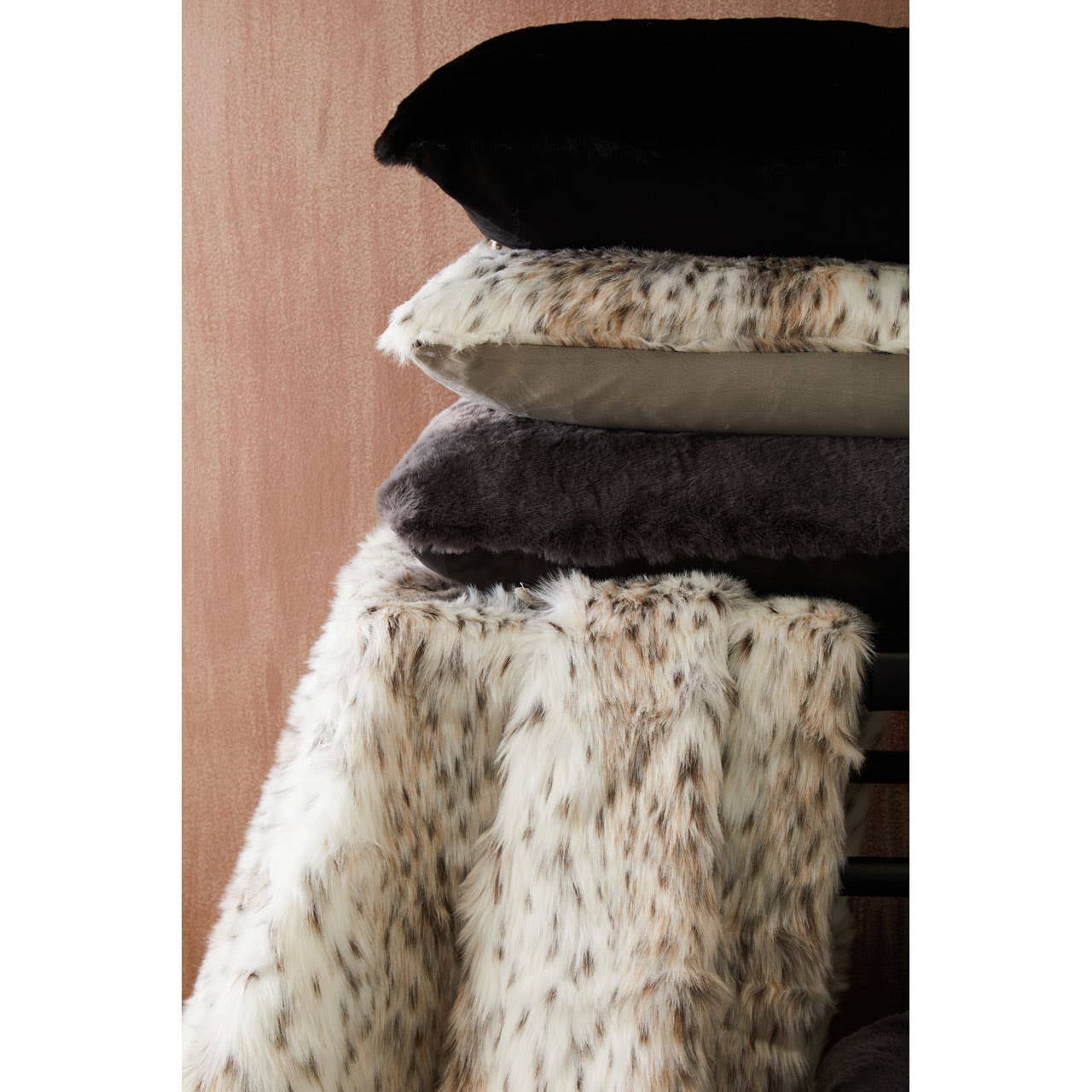 Bosie Lamina Animal Print Throw - Image 6
