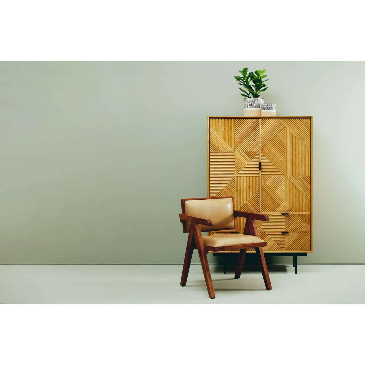Buffalo Natural Leather Armchair - Image 5