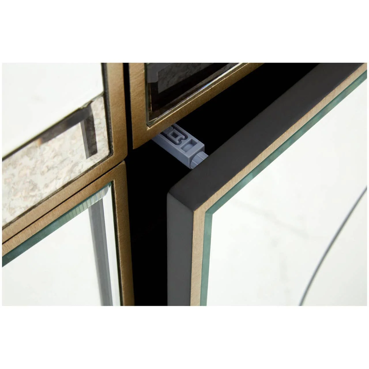 Knightsbridge Cabinet - Image 3