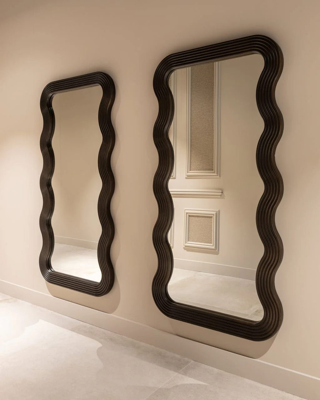 Mirror Mayfield - Image 4